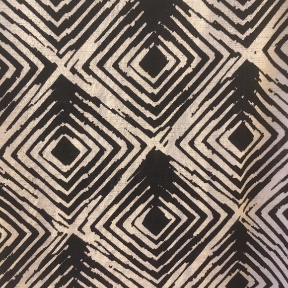 EUC Flowy deb Racerback Blouse - Picture 2 of 7